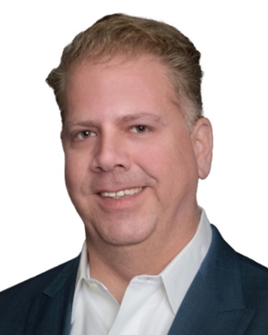 Headshot of Alex Stahl-1